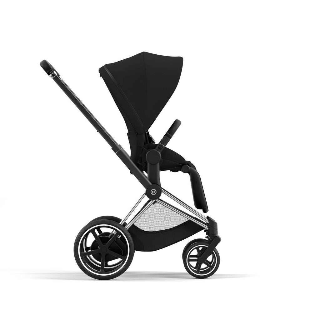 CYBEX e-Priam frame in Matte Black, a high-end stroller frame with a bold finish.