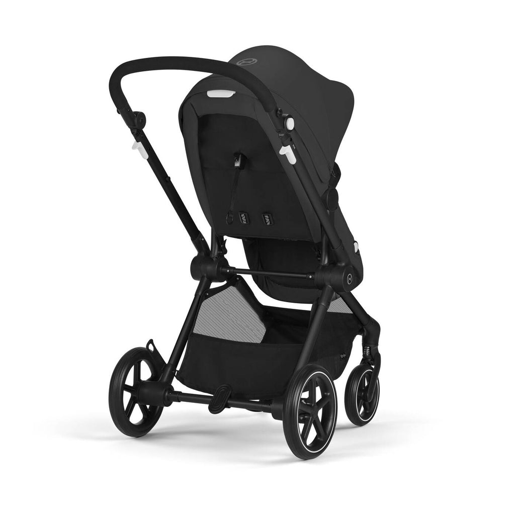 Cybex EOS pram in Moon Black with a detachable seat. Pram car seat in one for seamless travel.