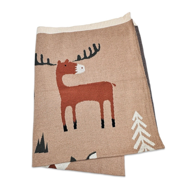 In Woodland Bear, the Viverano Organics Organic Cotton Jacquard Knit Baby Blanket is a perfect cotton baby blankets option for boys.
