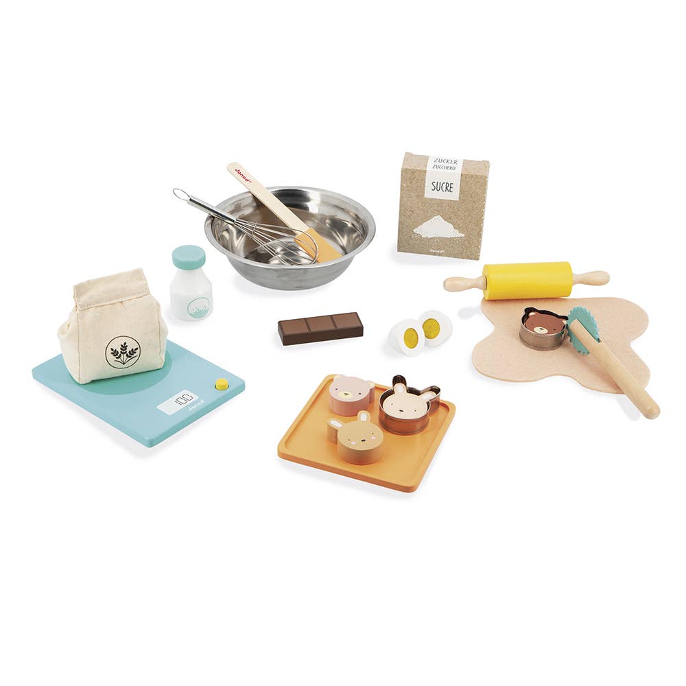 Rabbit and bear shaped cutters from Janod's My Pastry Workshop toy