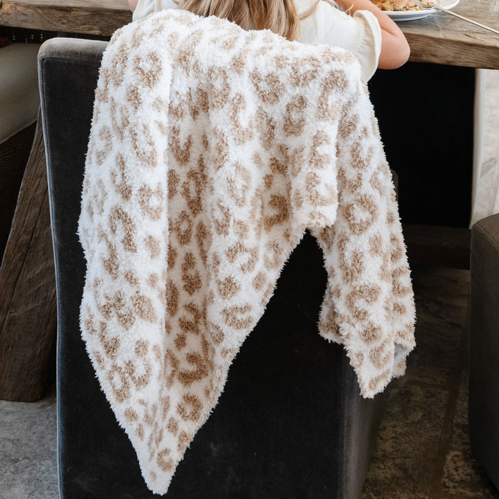 SaranoniÕs BAMBONI¨ Receiving Blanket in Tan Leopard is the perfect mix of softness and style for baby blankets.