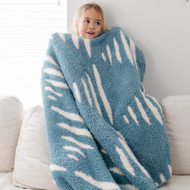 Saranoni Double-Layer BAMBONI¨ Toddler Blankets in Triangle works as soft baby blankets for gifting.