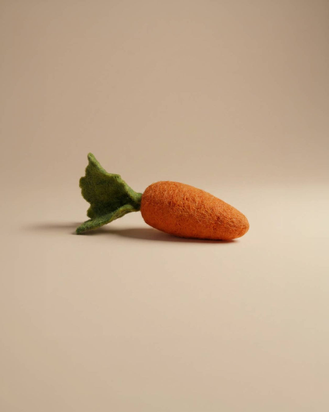 Kaddu Felt Carrot Vegetable Play Food, handmade wool toy for toy kitchens