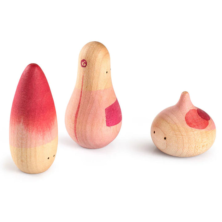 Playful Grapat Family 3 Yay, a best toy choice for open-ended and role-playing fun.