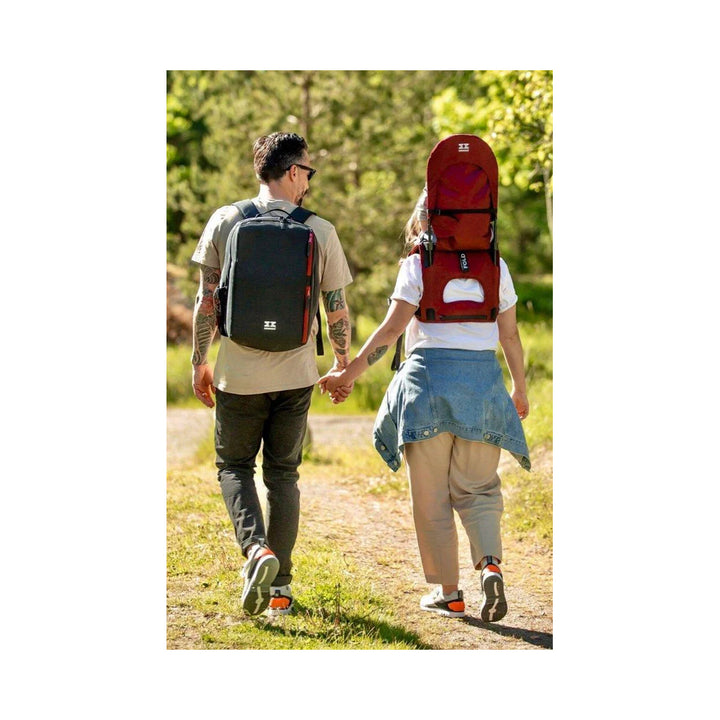 Hands free shoulder carrier