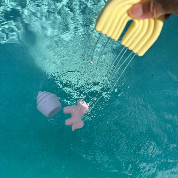 Ali+Oli silicone unicorn bath toy two piece design easy open mold free baby bath toy set for safe toddler bath play and easy cleaning