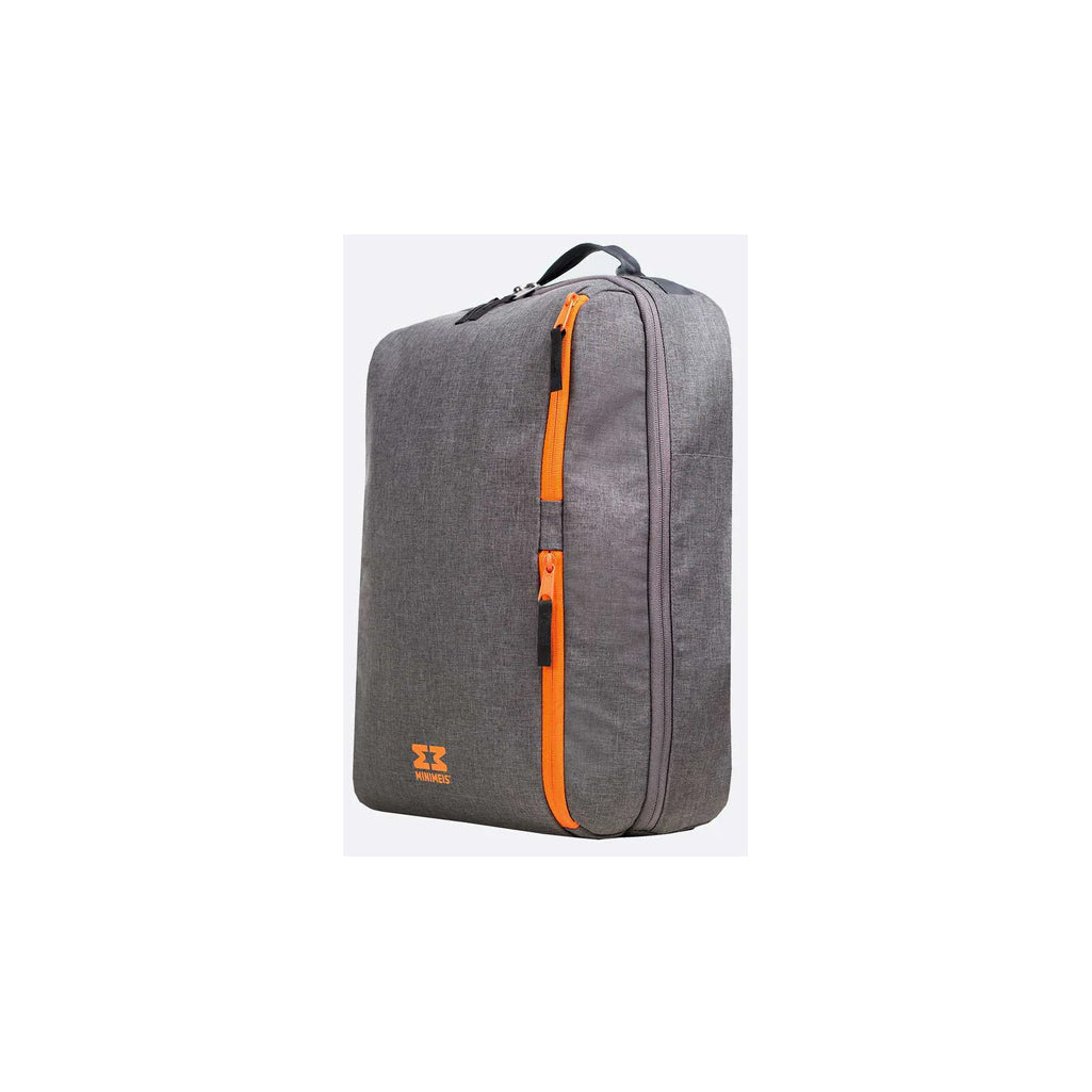 Side view of the backpack in grey melange