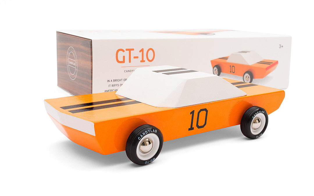 The Plantoys GT-10 photographed head-on, offering a dynamic look ideal for shoppers seeking a premium toy car.