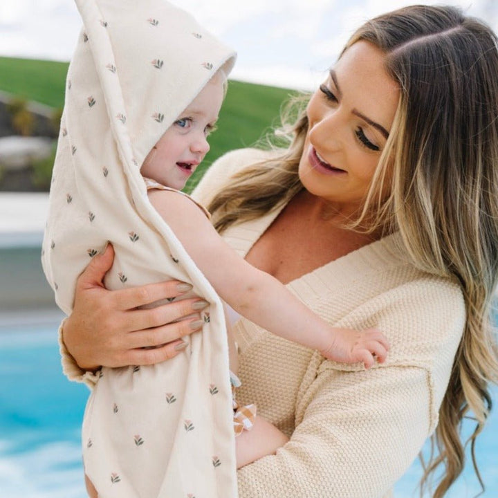 Make drying off fun with Saranoni Hooded Towel Tulips, one of the best baby hooded towels.