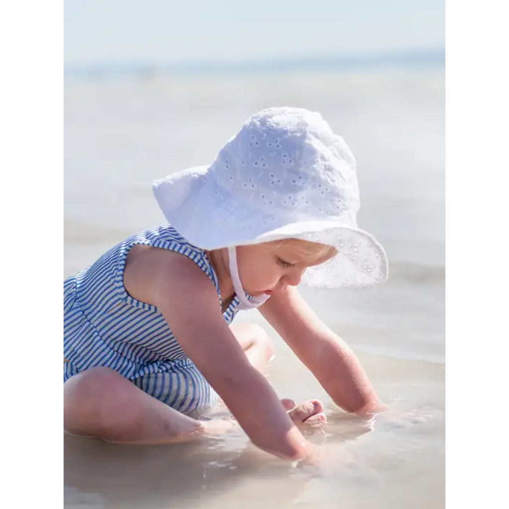 Huggalugs Kids Bucket Hat in Flower Eyelet