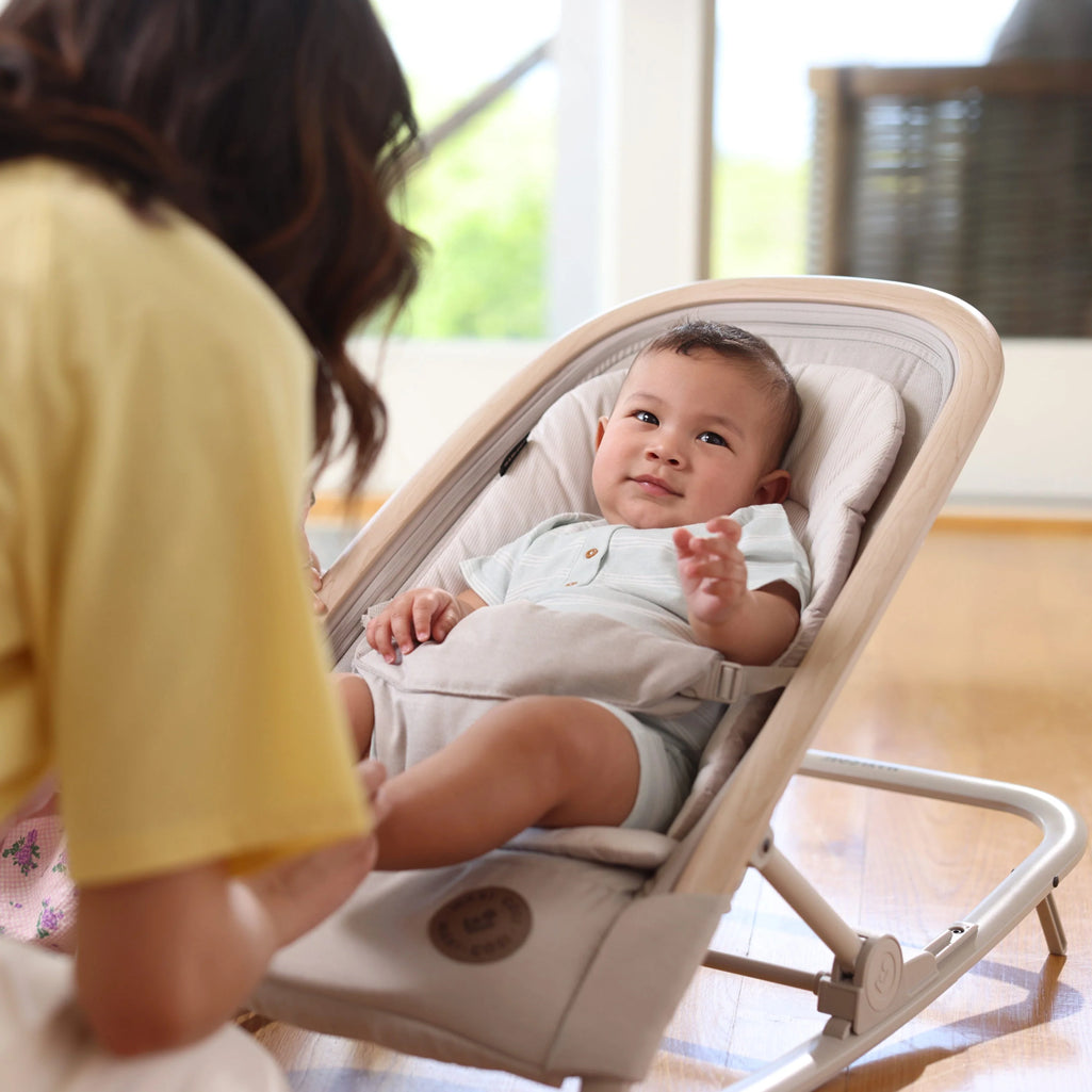 Maxi Cosi Kori 2-in-1 Baby Bouncer, featuring a three-position recline for a soothing bouncer baby experience.