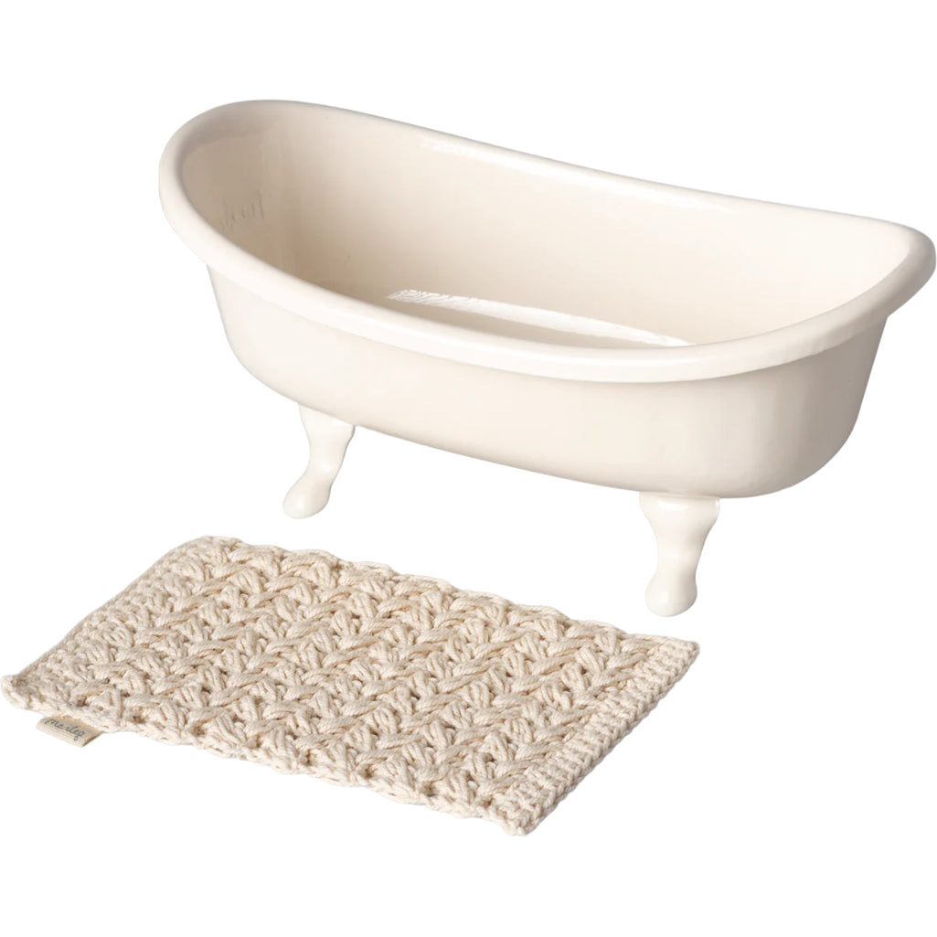 Decorate your dollhouse with the Maileg Bath Mat, an elegant dollhouse accessory for bathroom setups.
