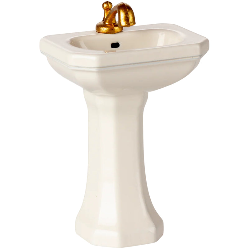 Maileg Mouse Bathroom Sink adds charm to any Maileg mouse miniature bathroom.