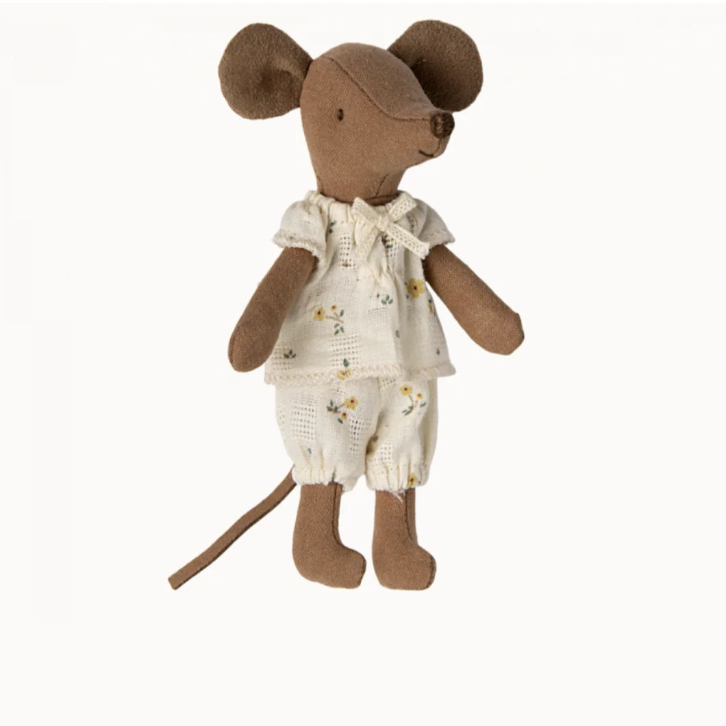 Big Sister Mouse in Matchbox