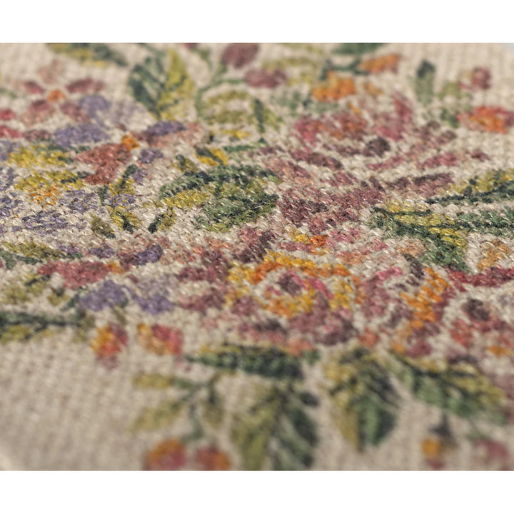Style your dollhouses with the Maileg Miniature Rug in Flowers, an elegant dollhouse accessory for collectors and kids.