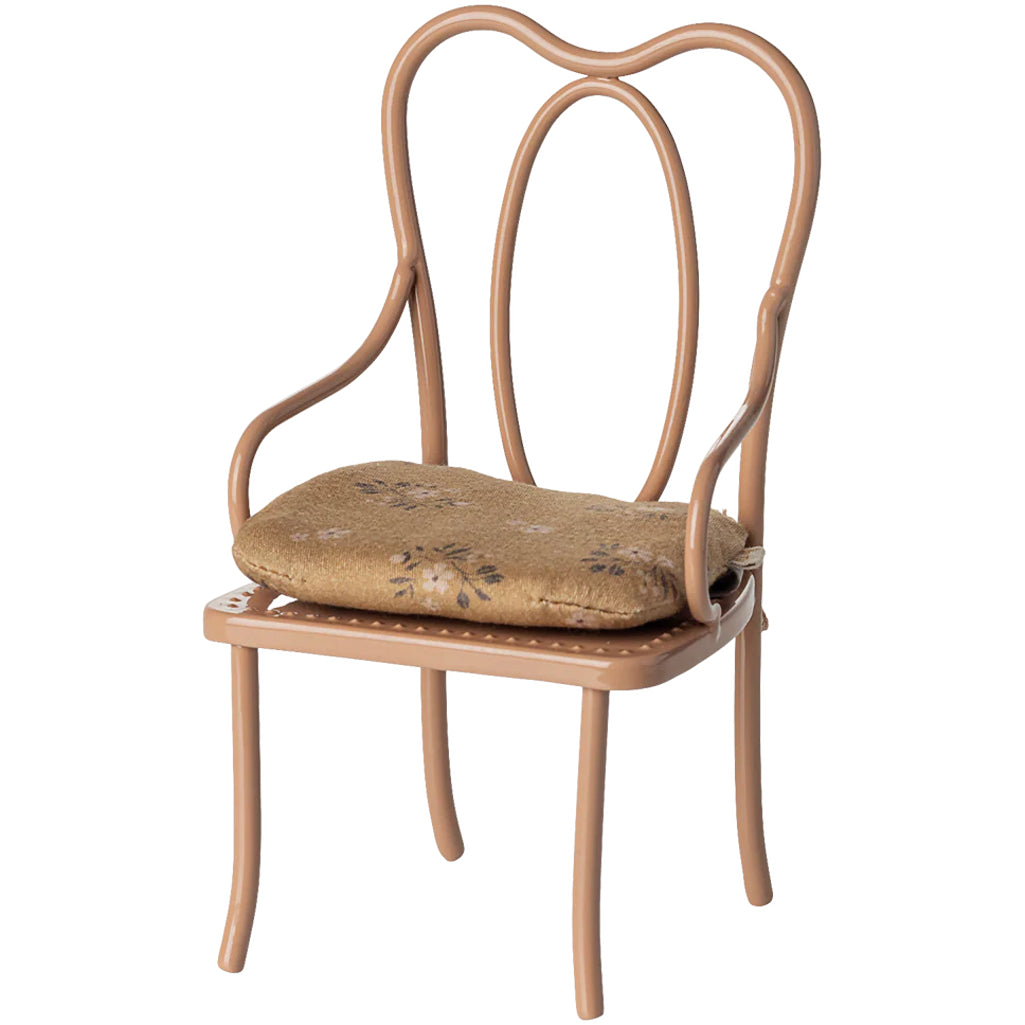 Maileg Miniature Vintage Chair brings a cozy feel to any Maileg mouse miniature room.