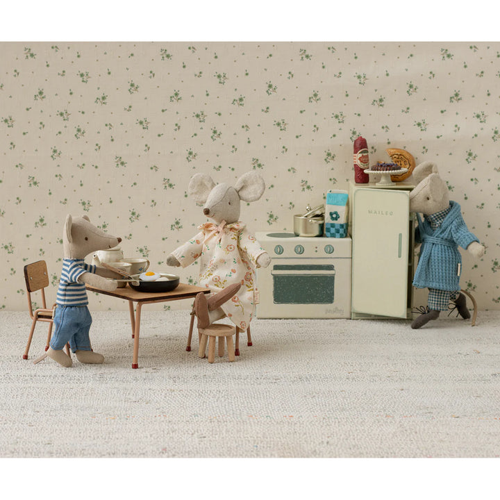 Adorable Maileg Mouse Cooler off-white style, ideal for enhancing dollhouses and pretend play