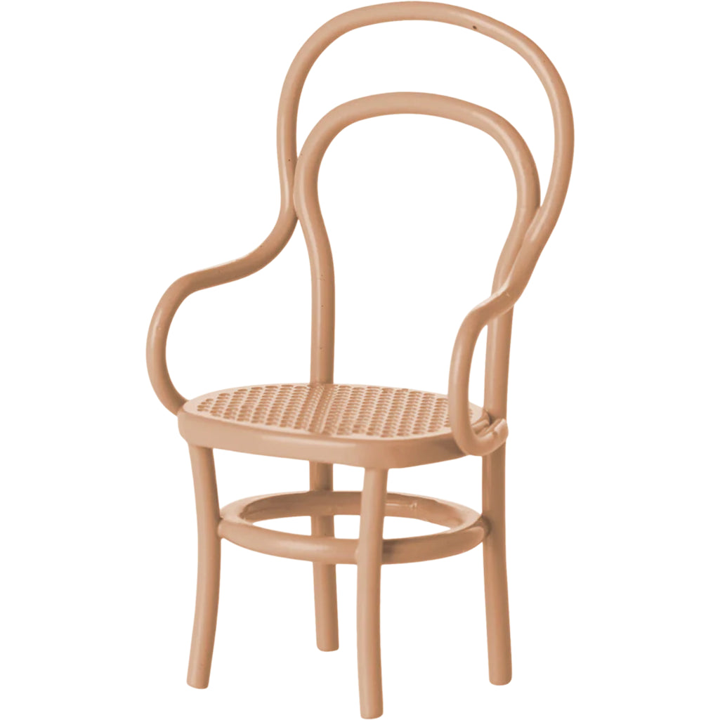 The Maileg Mouse Vintage Chair adds charm to any Maileg mice miniature interior.