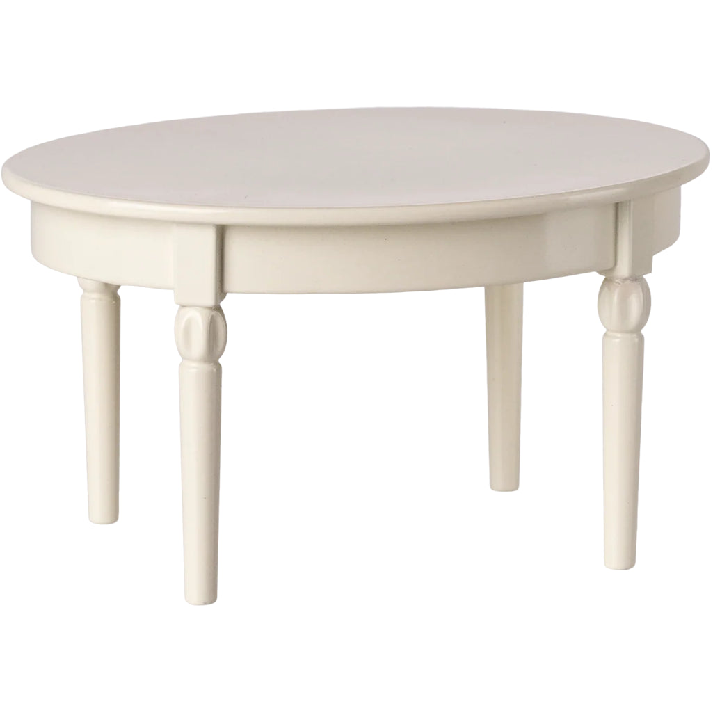 Tiny dining scenes come alive with the Maileg Mouse Vintage Dining Table for Maileg mouse setups.