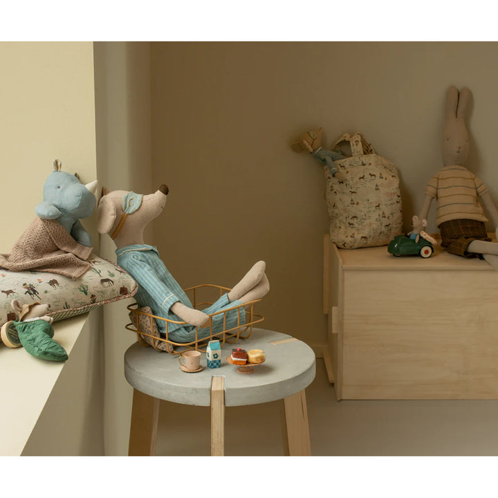 A sweet accent piece, the Maileg Pony Cushion offers a whimsical touch ideal for a mini cushion.