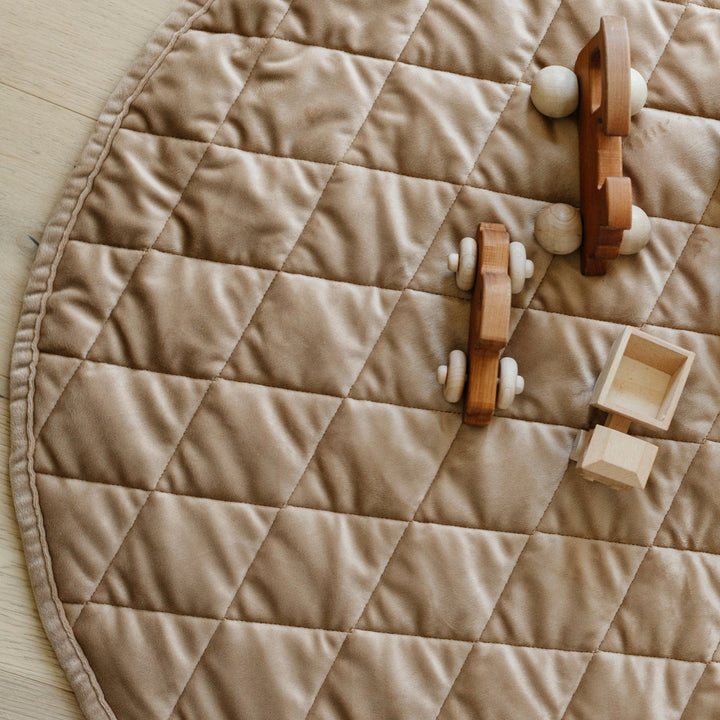 Parents choose the Saranoni Minky Play Mat in Hazelnut when they want a soothing Play mat baby style space.