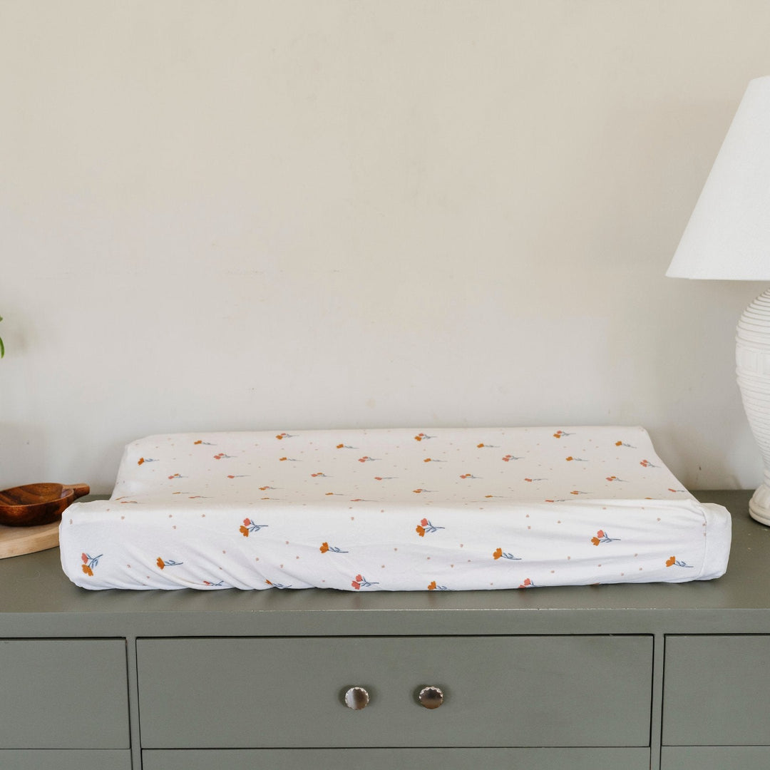 Floral Saranoni Minky Stretch Luxe Changing Covers brings ultra softness and works beautifully as premium changing pad covers