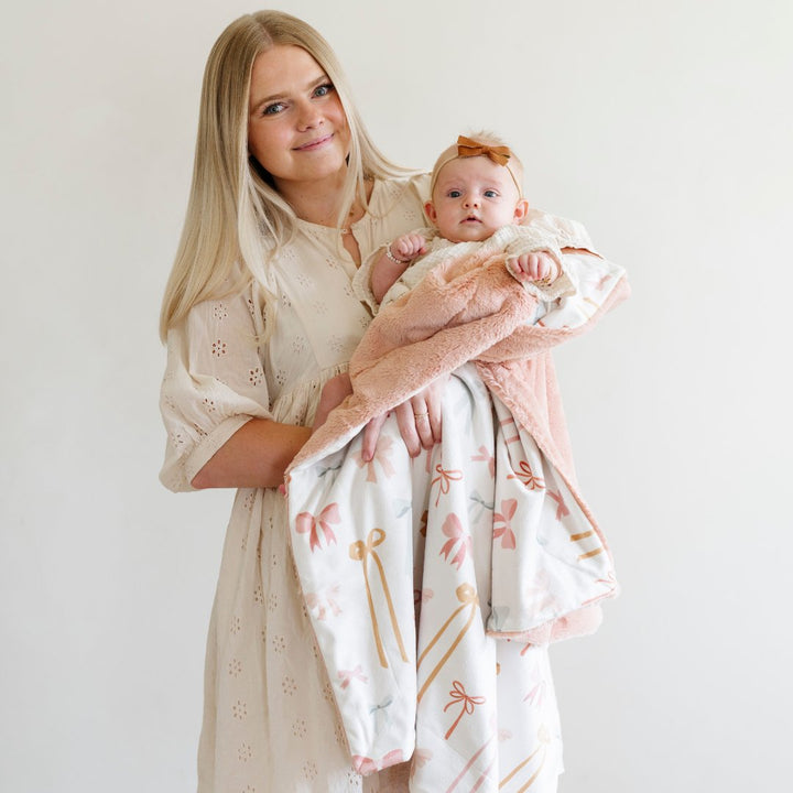 Bows Saranoni Minky/Lush Receiving Blanket offers plush baby boy blankets perfect for swaddling.