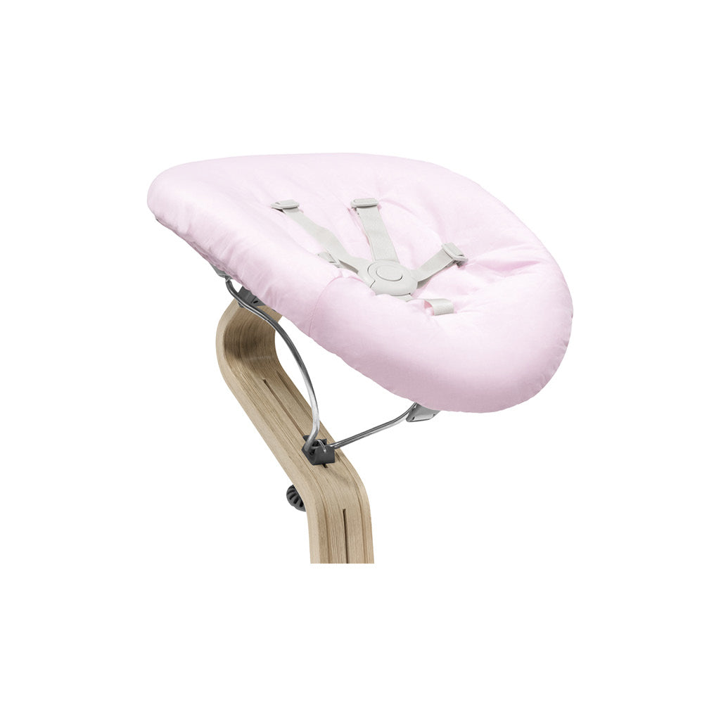 stokke nomi newborn set in pink wooden high chair