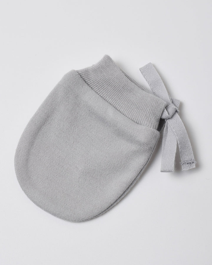 Detail of organic cotton newborn mittens with wrist ties, Quincy Mae Cloud Stripe, Cloud