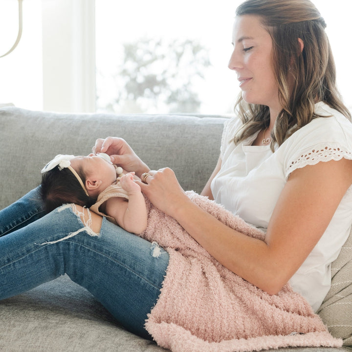 Elevate cuddle time with the Cameo Saranoni Ribbed BAMBONI¨ Receiving Blankets, ideal baby boy blankets.