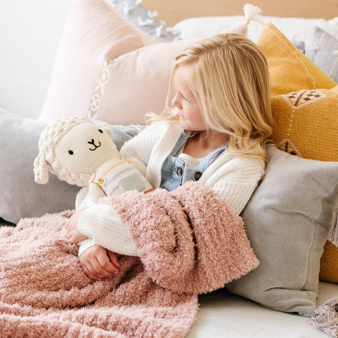 Keep little ones warm with Saranoni Ribbed BAMBONI¨ Blanket in Cameo, a top-rated baby blanket.