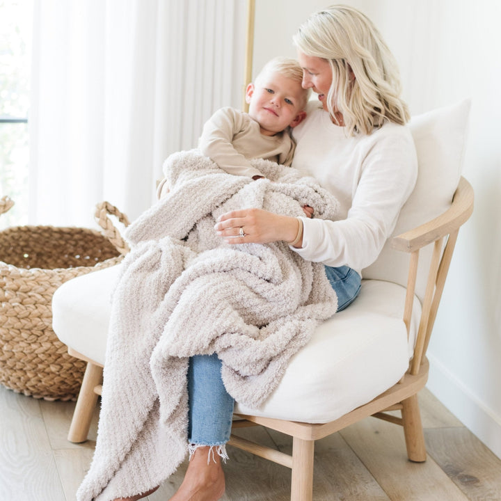 Snuggly Saranoni Ribbed BAMBONI¨ Blanket in Moonbeam makes one of the best blankets for toddlers.