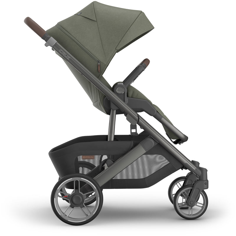 Right side profile of Uppababy Cruz V3 Stroller Evelyn, stroller for growing families with adjustable seating options