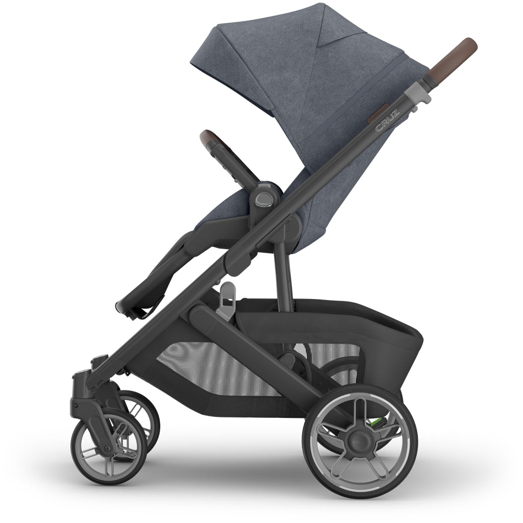 Left side canopy extended on uppa baby  Cruz V3 Stroller Julian, premium fabrics and lightweight stroller features