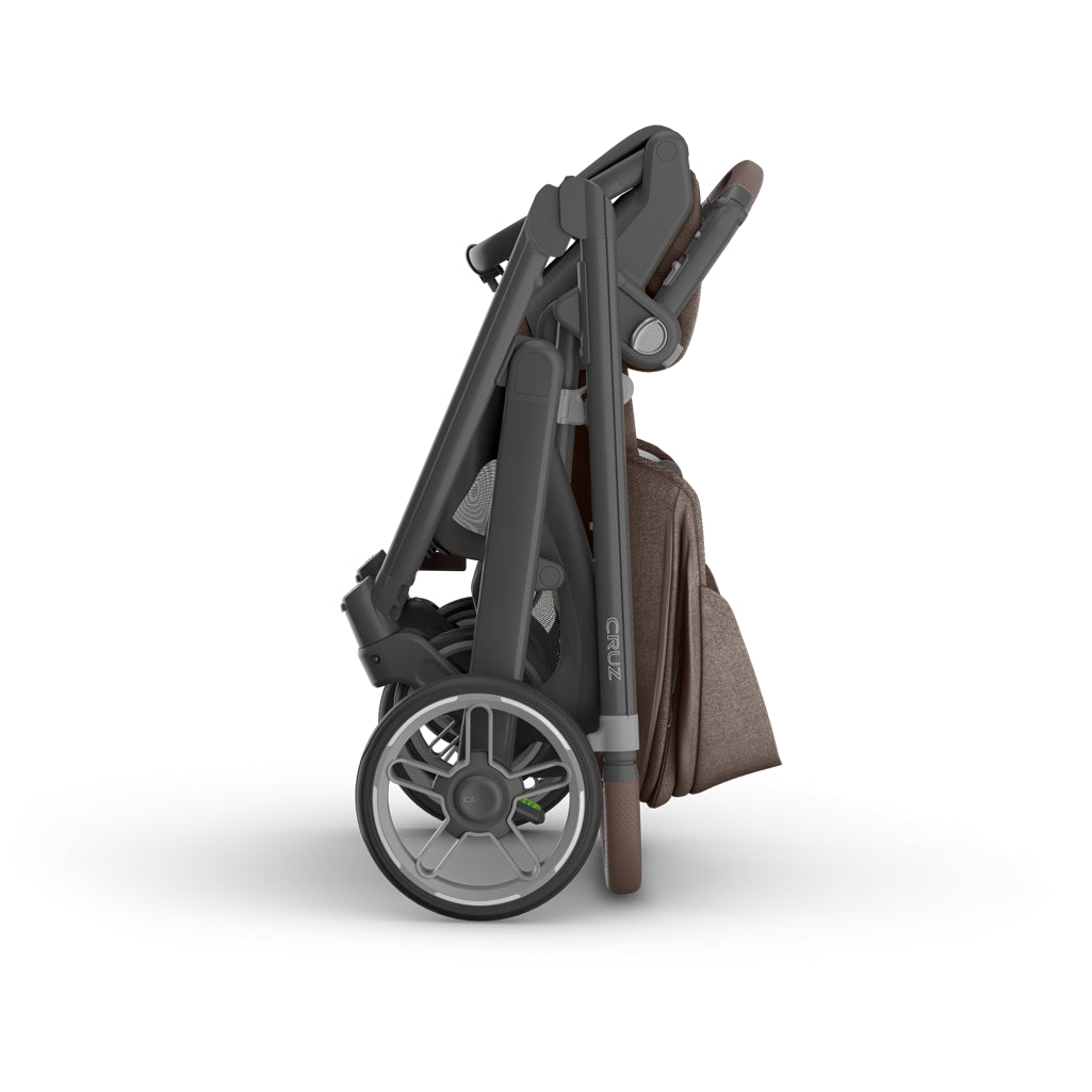 Reclined seat setup of uppababy Cruz V3 Stroller Owen, ideal stroller for newborn comfort with baby bassinet support