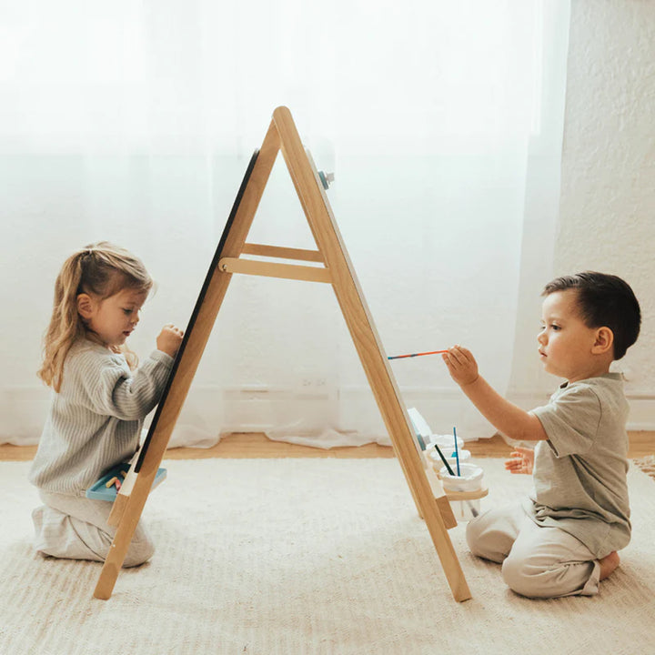 two sided art easil for kids from wonder and wise 