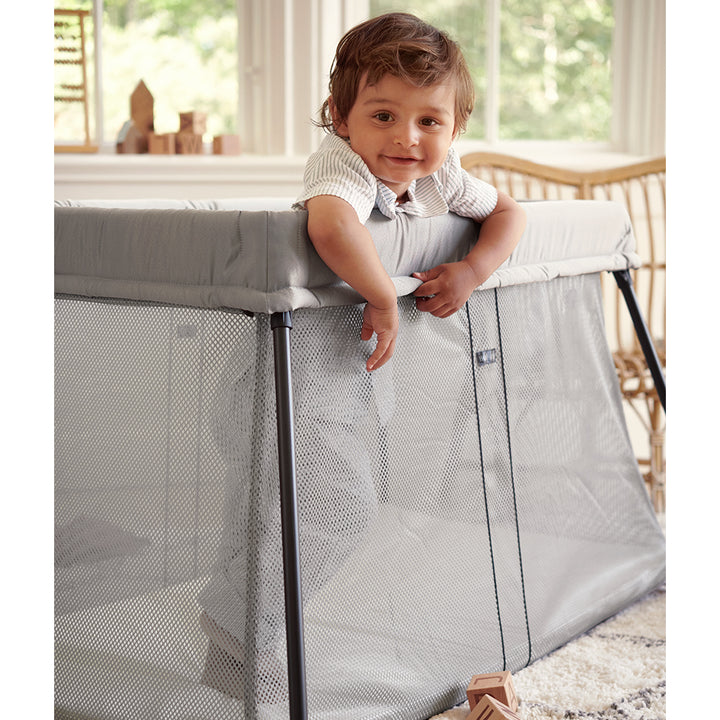 BabyBjorn Travel Baby Crib Light