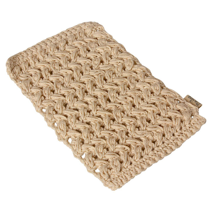 Enhance any dollhouse with the Maileg Bath Mat, a cozy dollhouse accessory perfect for tiny bathroom decor.