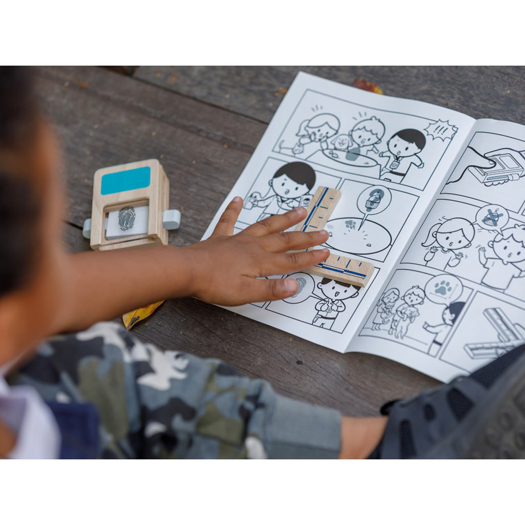 lifestyle_4, Plan Toys Secret Agent Play Set Children's Pretend Role Playing Kit