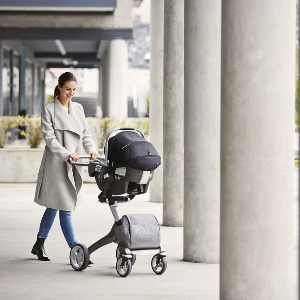 car seats and strollers from Stokke PIPA by Nuna and Base