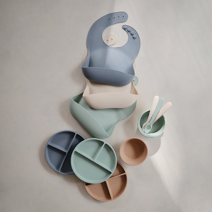 Mushie Silicone Spoons Spoon Set a high-quality spoon set made from safe non-toxic silicone ideal for babies