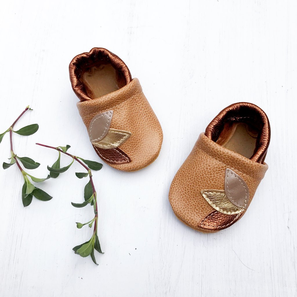 Starry Knight Design Baby Leather Shoes with Design copper leaves 