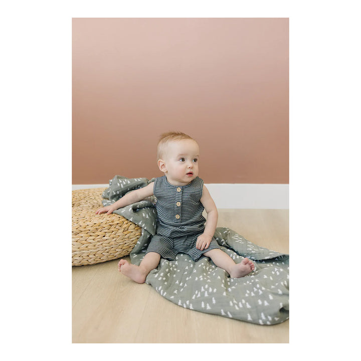 Mebie baby blanket, forest muslin quilt