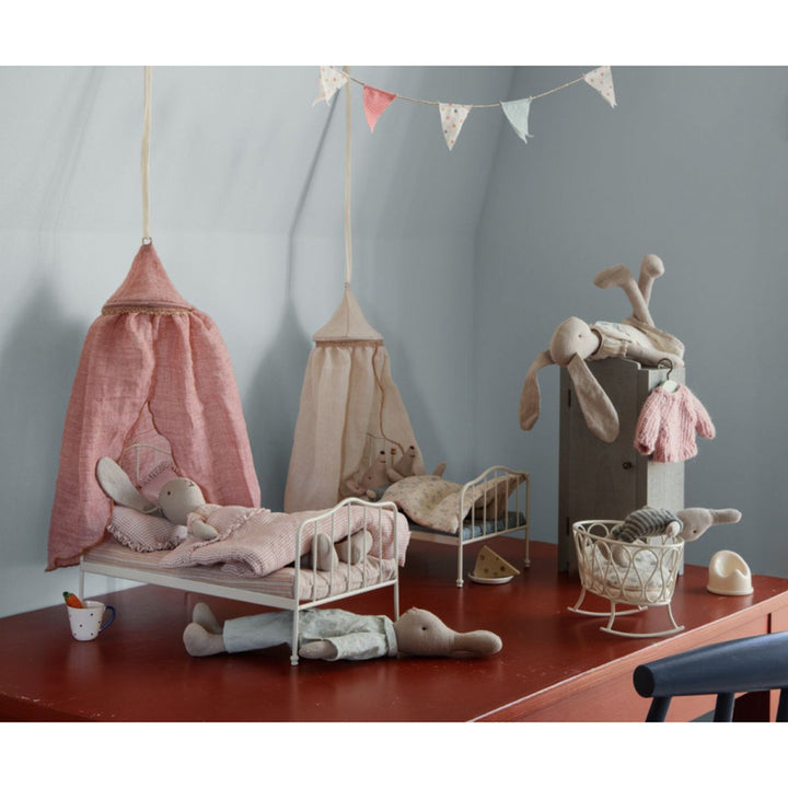 maileg off white bed for maileg mice