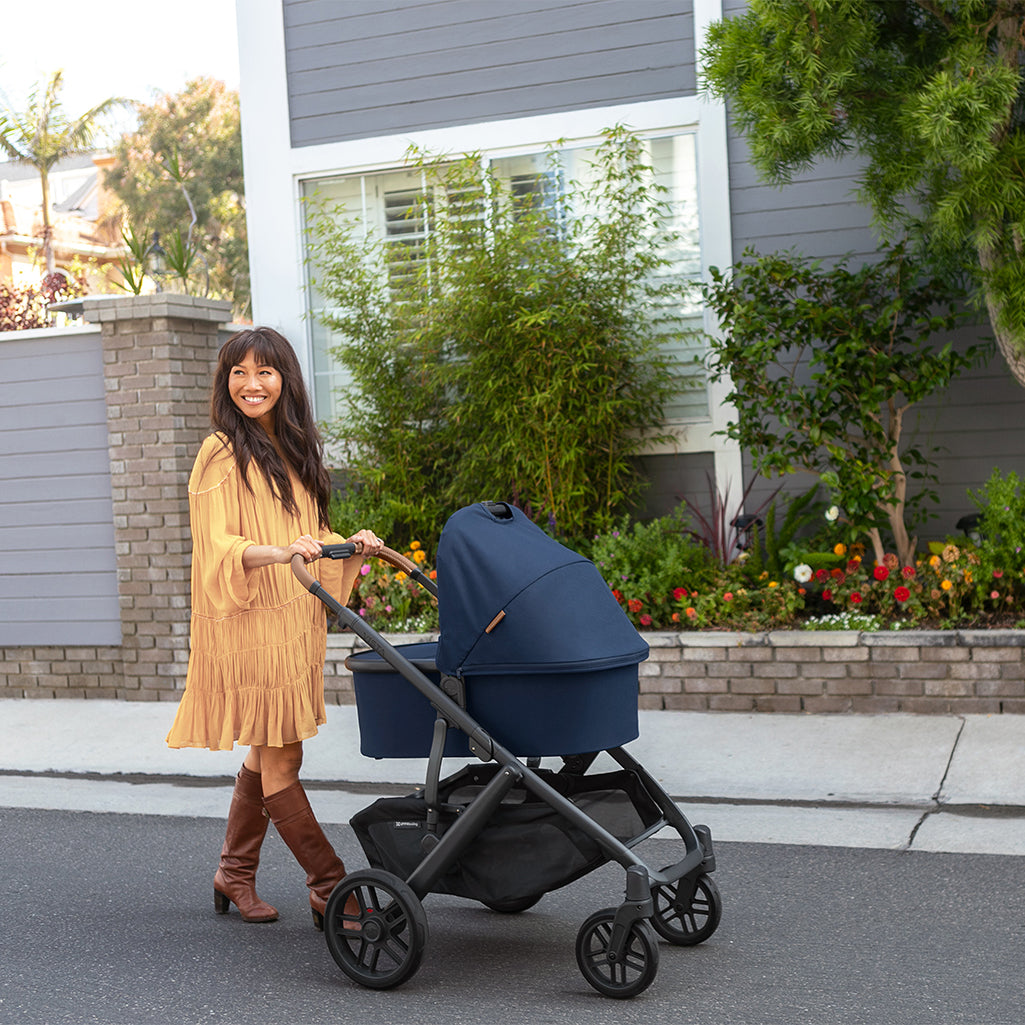 Uppababy Cruz Stroller and baby Bassinet in Noa Navy Blue