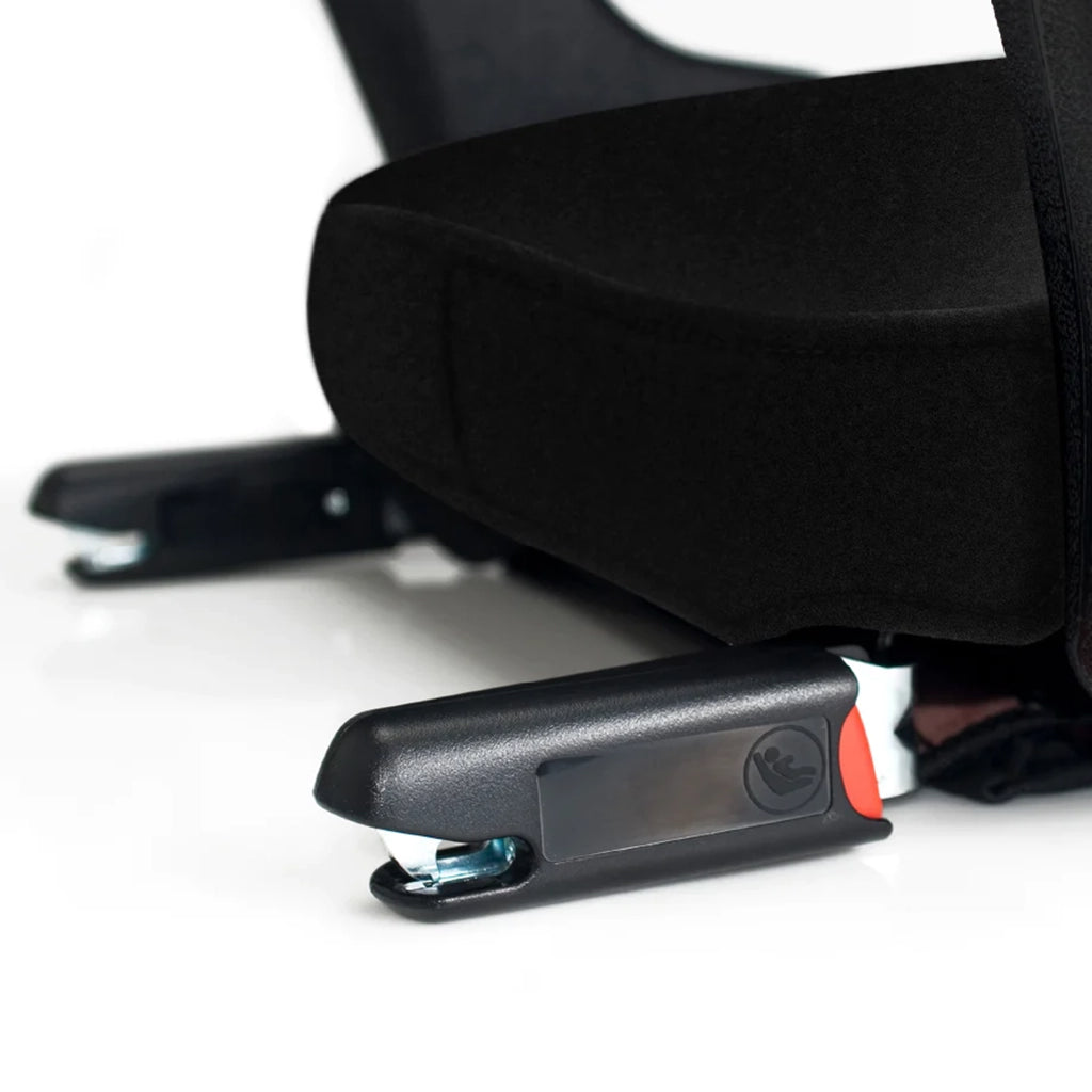 Latch on Clek Ozzi backless booster seat