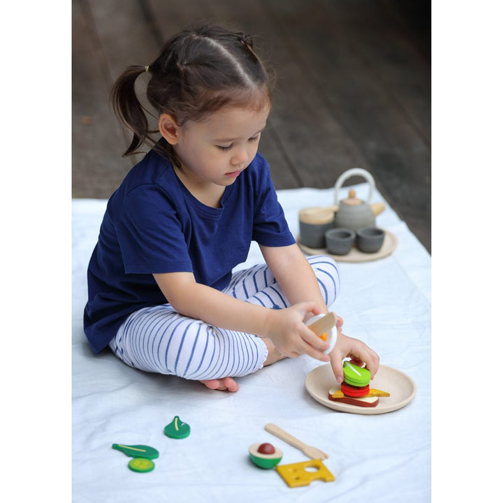 PlanToys breakfast menu kitchen play set