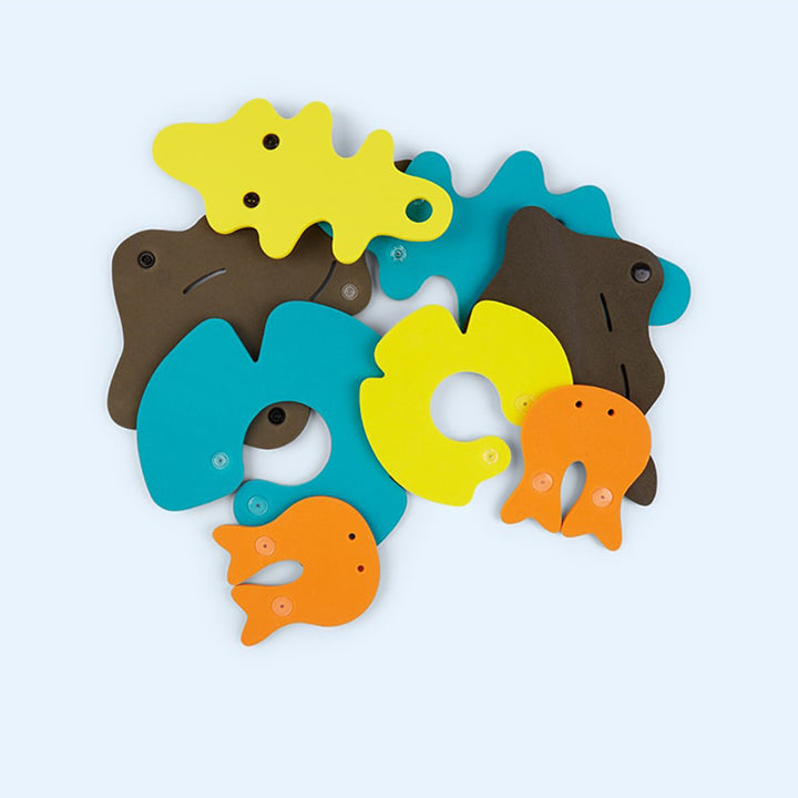 Quut Crocodile River engaging and safe kids bath toys