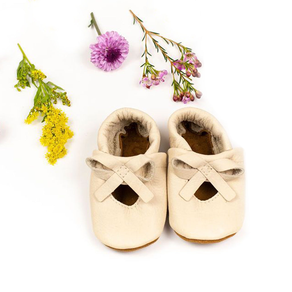 Starry Knight baby girl shoes Cream Ballet Flats