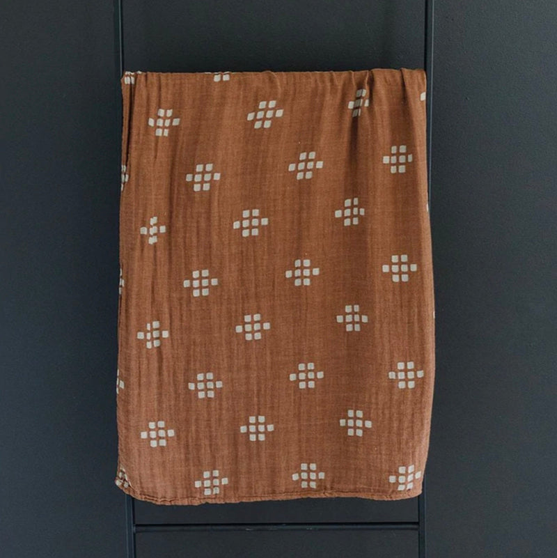 Mebie Baby Chestnut Muslin Swaddle blanket